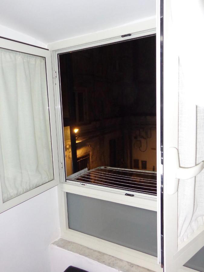 Napoli Central Nest Bed and Breakfast Exterior foto